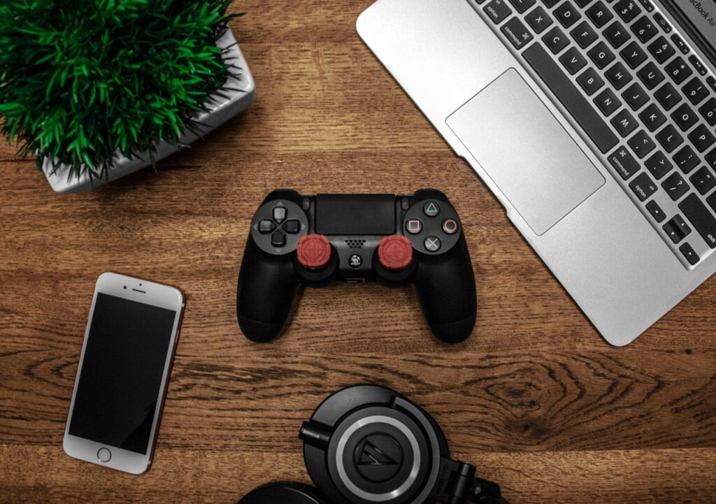 mobile gaming vs console gaming 2026 comparison which to choose